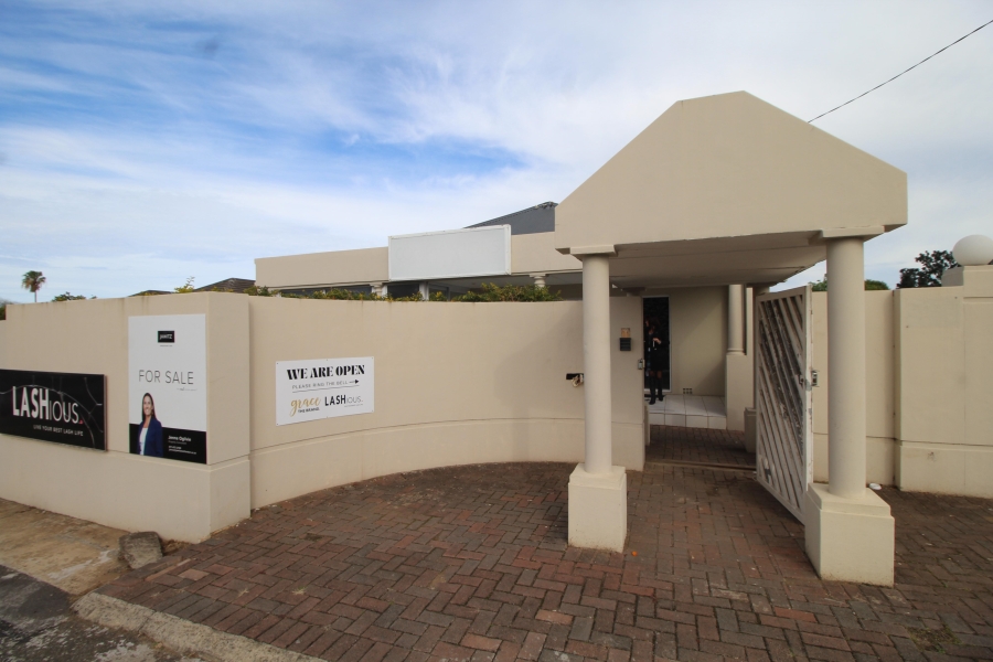 Commercial Property for Sale in Nahoon Eastern Cape